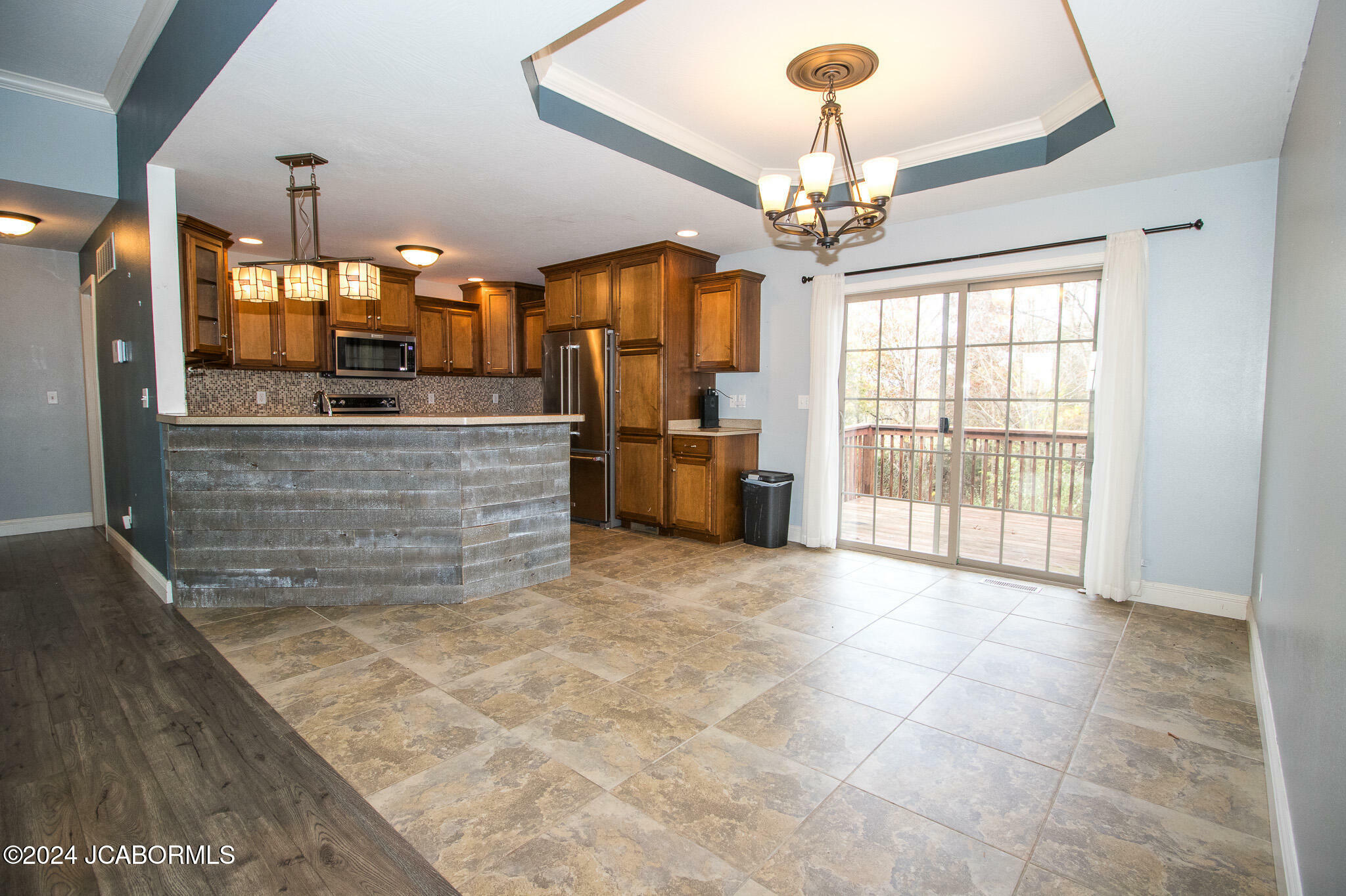 Property Photo:  180 Ellsworth Drive  MO 65043 