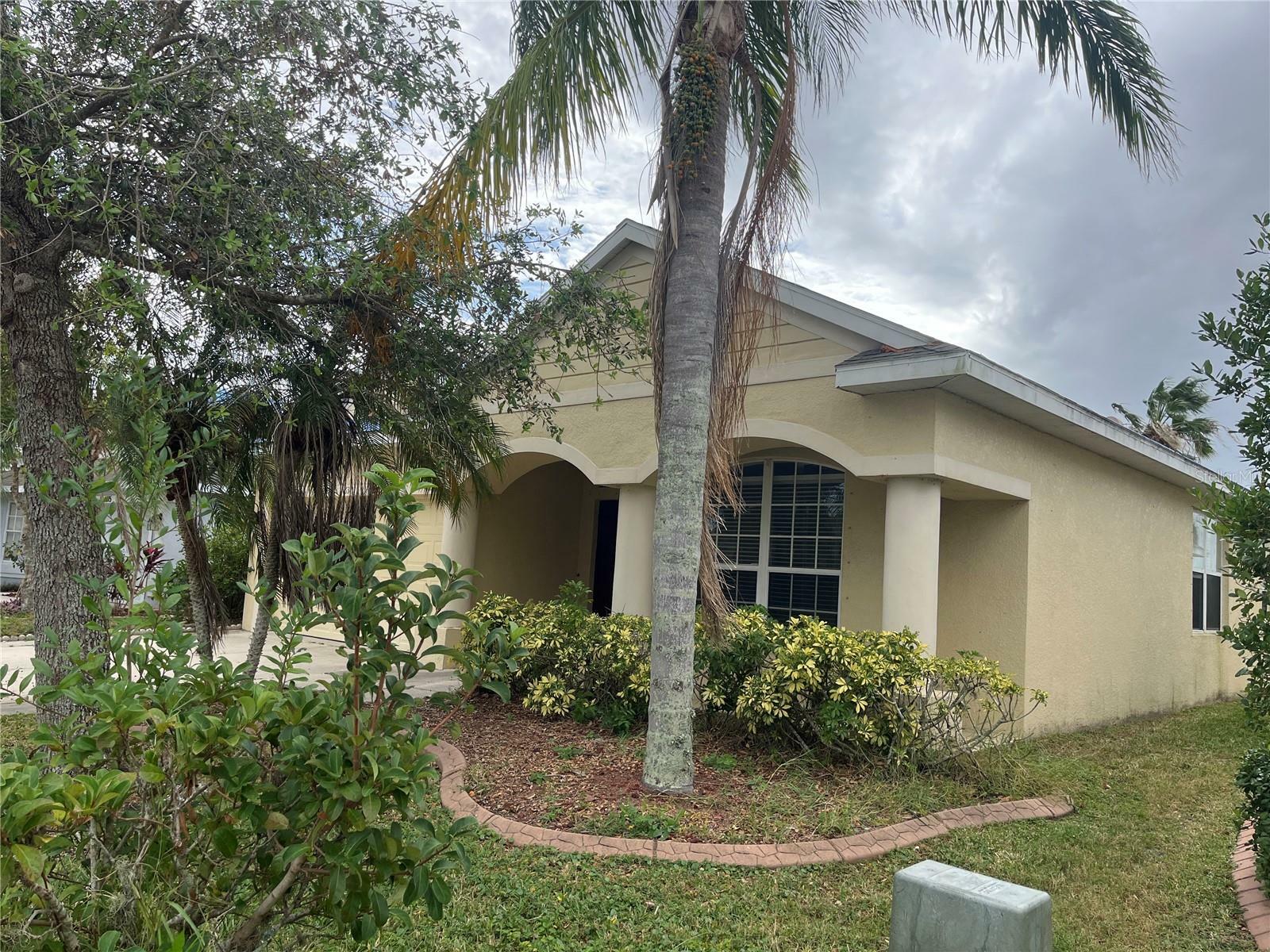 Property Photo:  6311 French Creek Court  FL 34222 