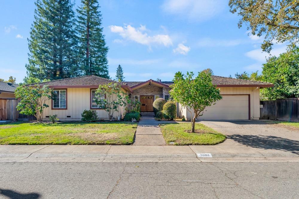 5180 Finlandia Way  Carmichael CA 95608 photo