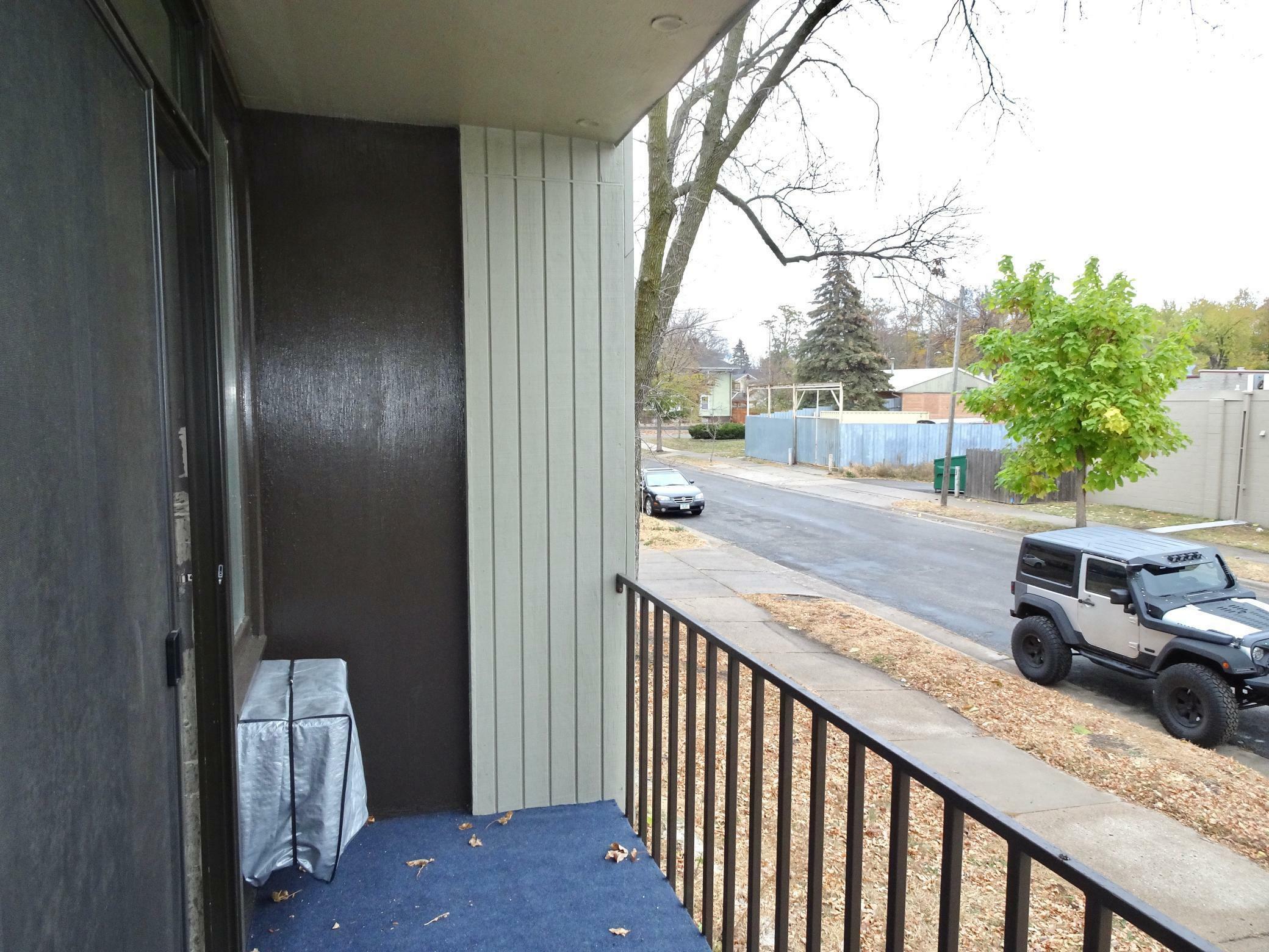 Property Photo:  4014 15th Avenue S 8B  MN 55407 