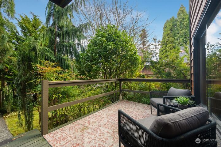 Property Photo:  8609  18th Avenue SW  WA 98106 