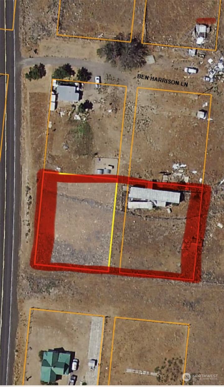 Property Photo: 567 S Lind-Hatton Rd WA 99344