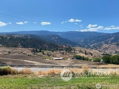 Property Photo:  2 Wenatchee Heights Road  WA 98801 