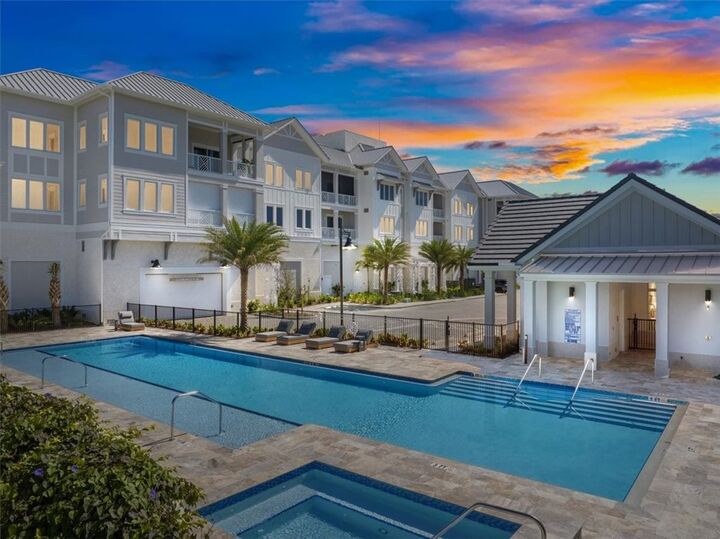 Property Photo: 909 Surfsedge Way FL 32963