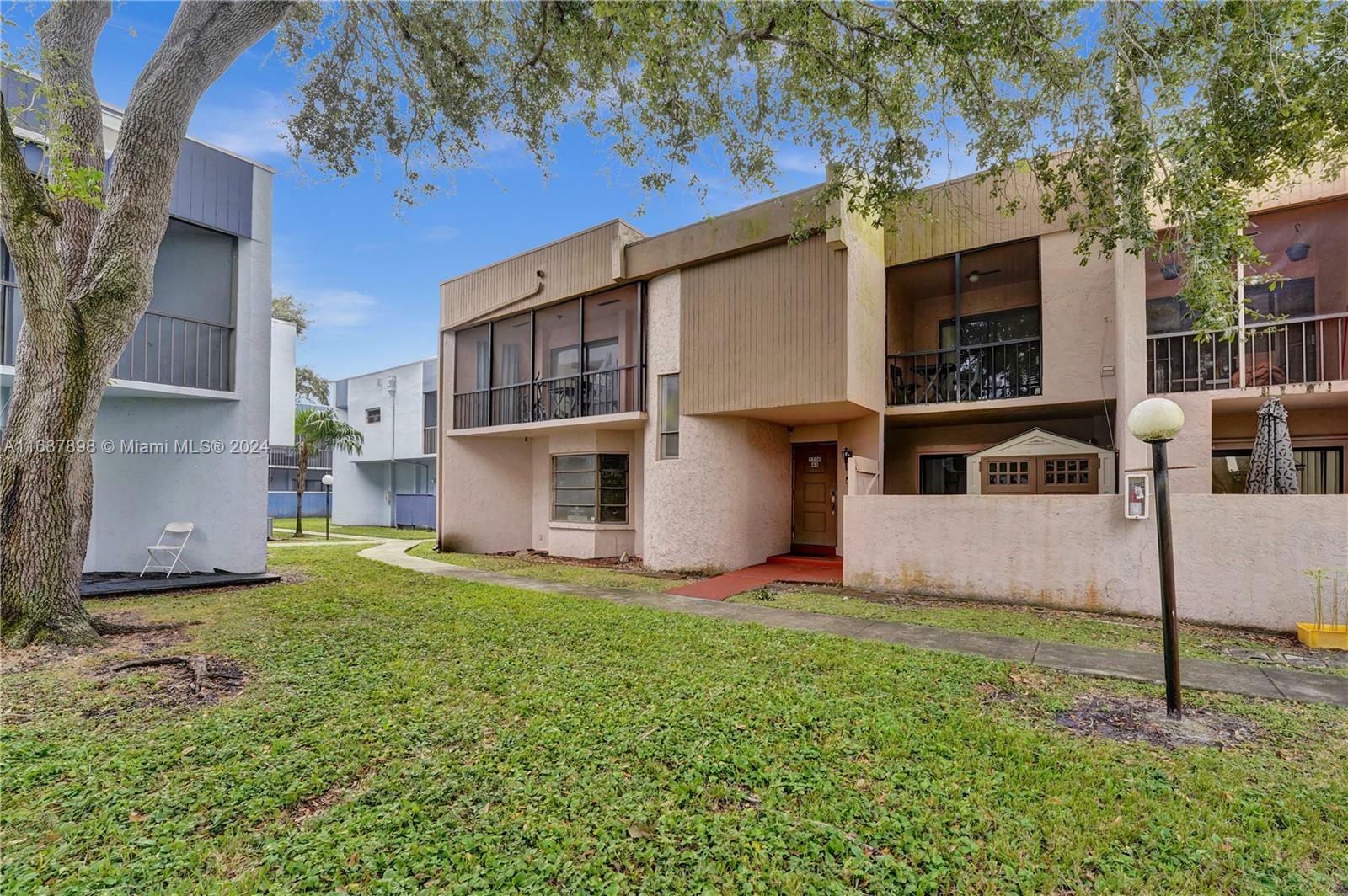 Property Photo:  2700 S University Dr 4B  FL 33328 