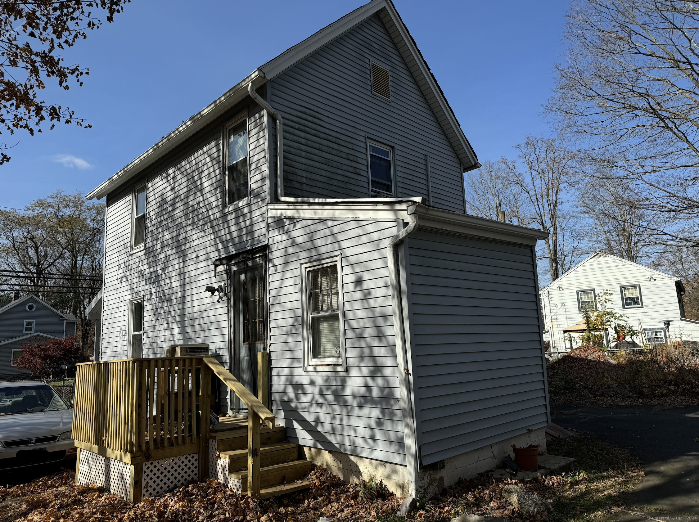 Property Photo:  9 East Pembroke Road  CT 06811 