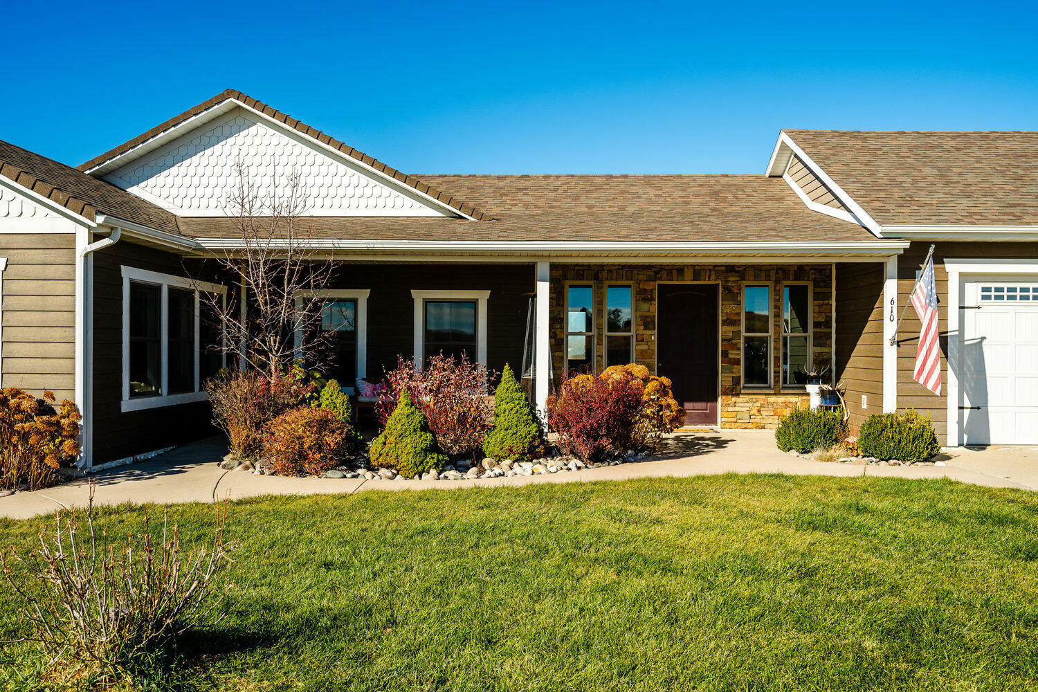 Property Photo:  610 Lincoln Drive  WY 82801 