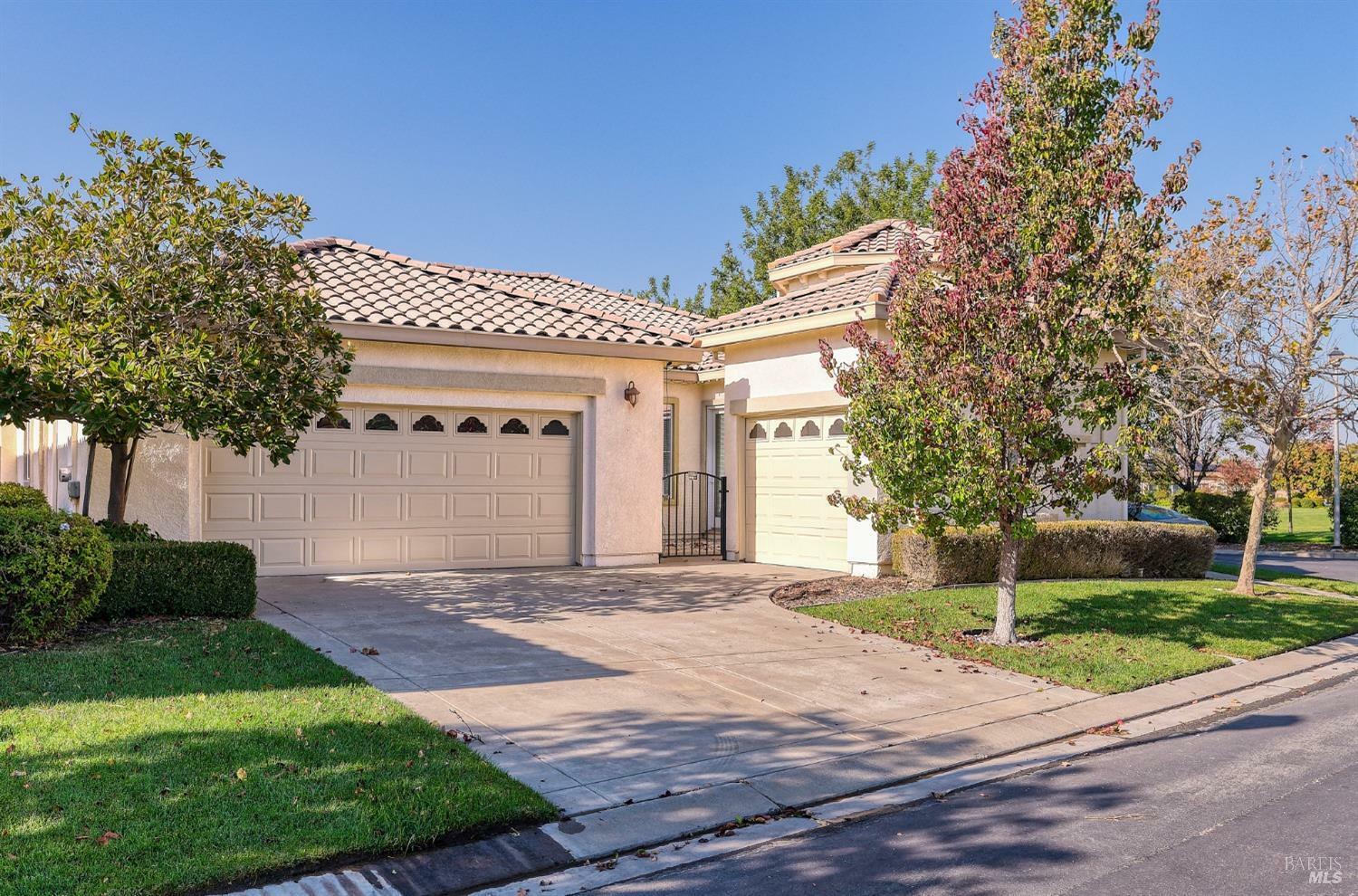 Property Photo:  405 Brockton Place  CA 94571 