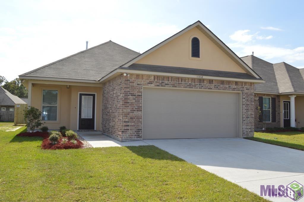 Property Photo:  11418 Ashwood Ct  LA 70726 