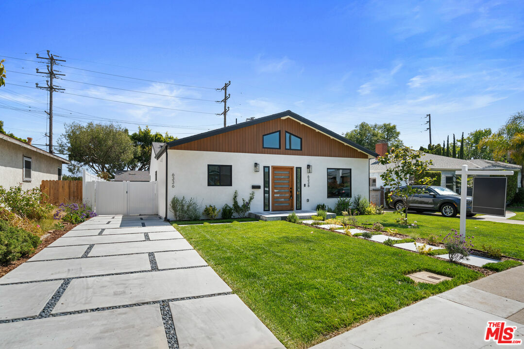 Property Photo:  6338  W 85th Pl  CA 90045 