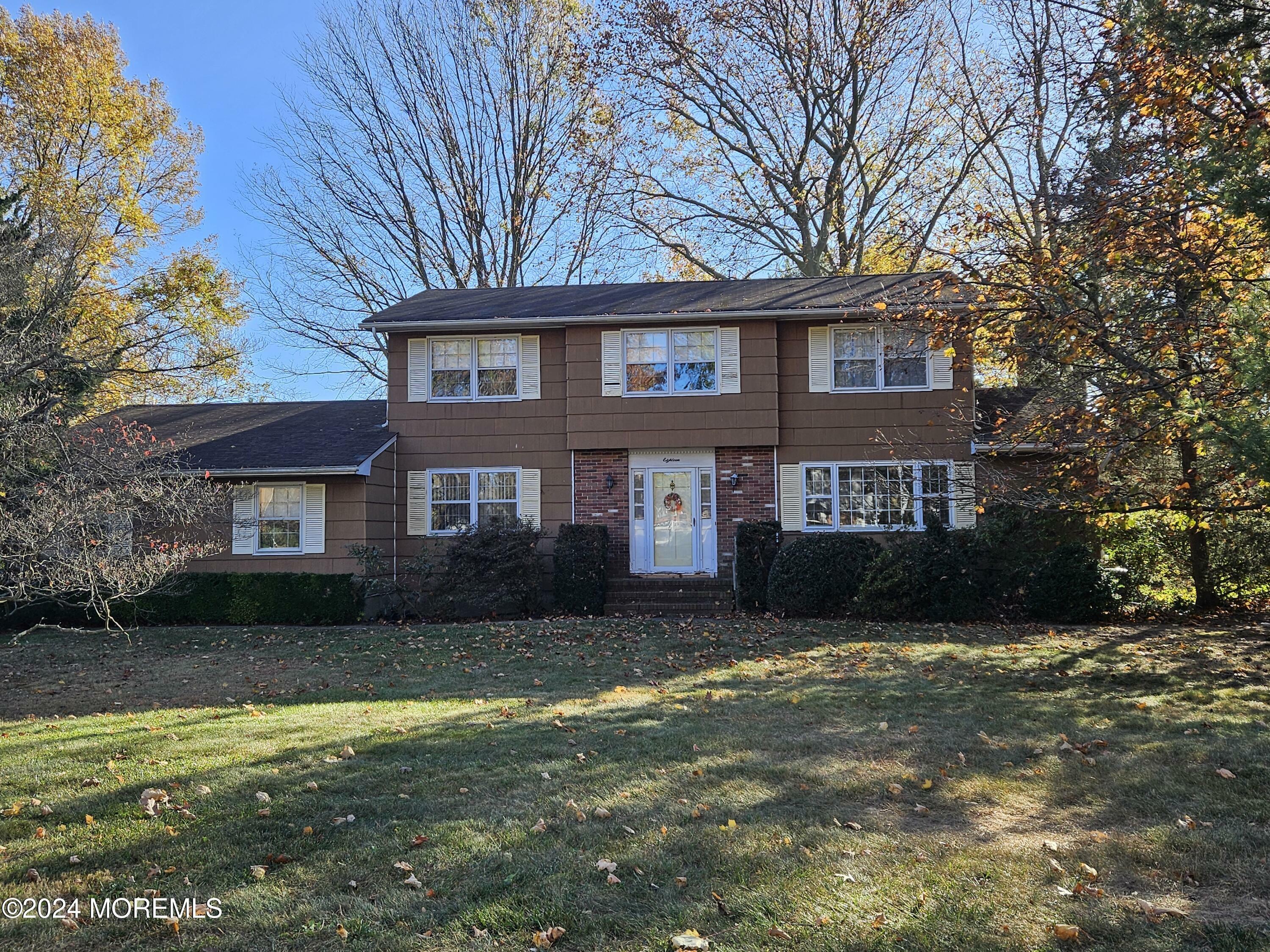 Property Photo:  18 Rolling Knolls Drive  NJ 07748 