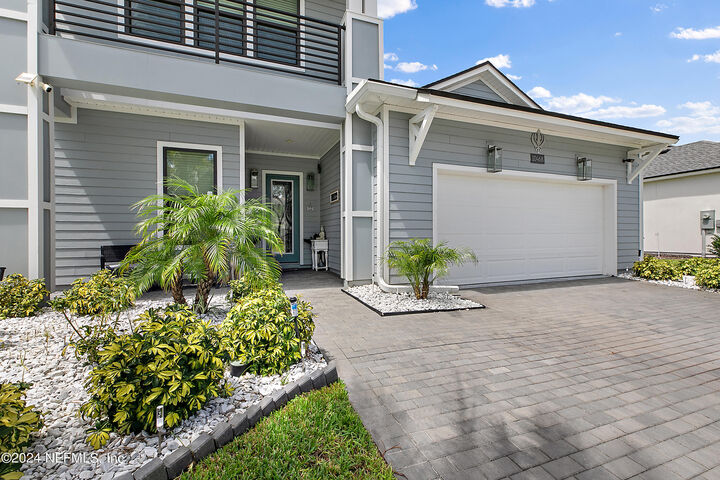 Property Photo:  10468 Silverbrook Trail  FL 32256 