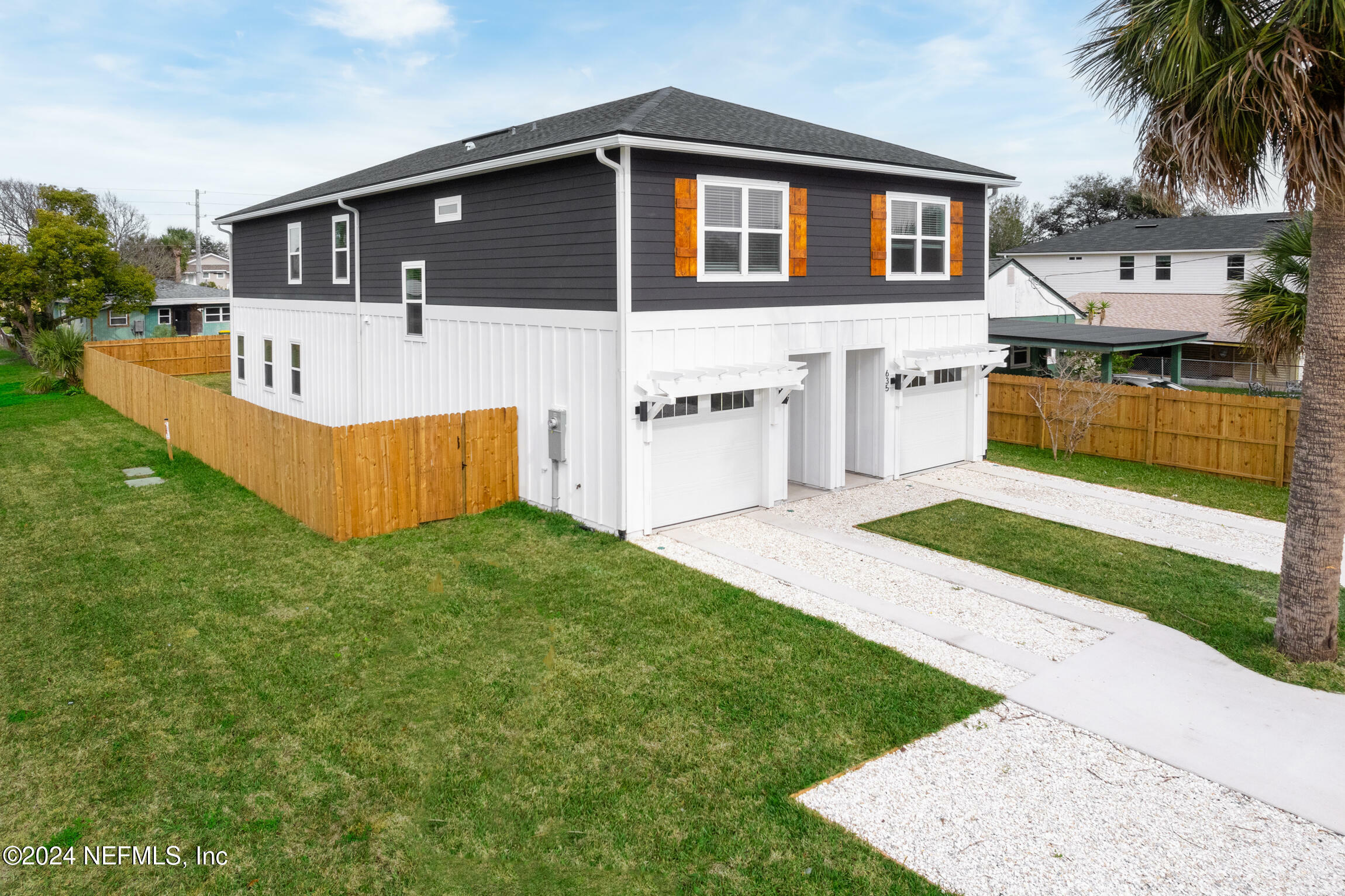 Property Photo:  637 5th Avenue S  FL 32250 