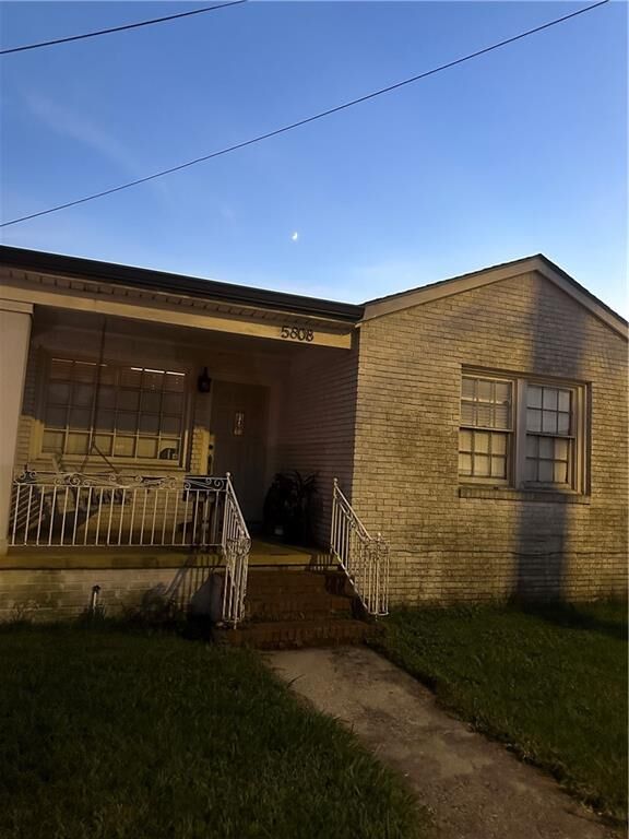Property Photo:  5808 Tchoupitoulas Street  LA 70115 
