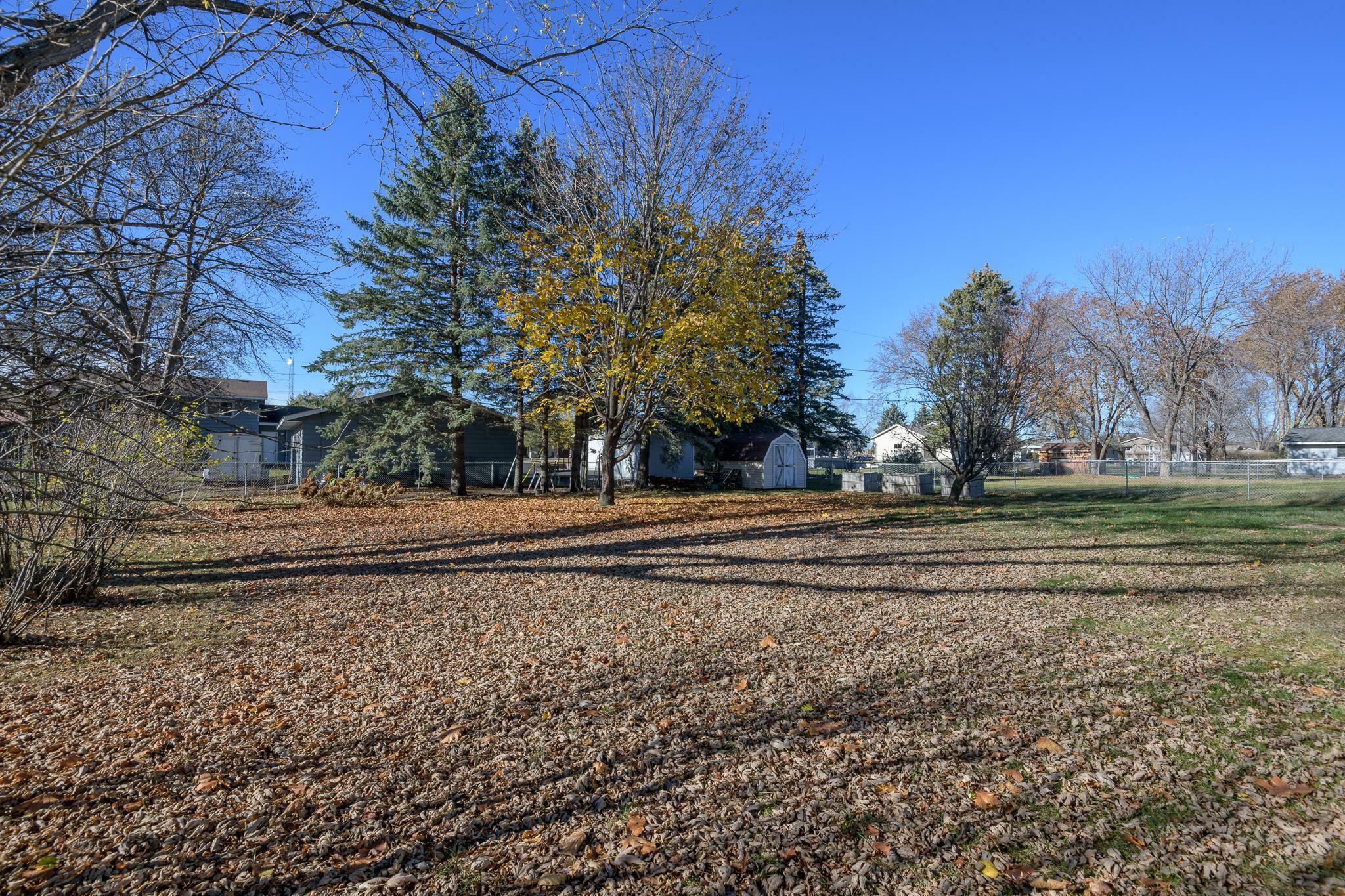 Property Photo:  553 Aberdeen Drive  MN 56387 