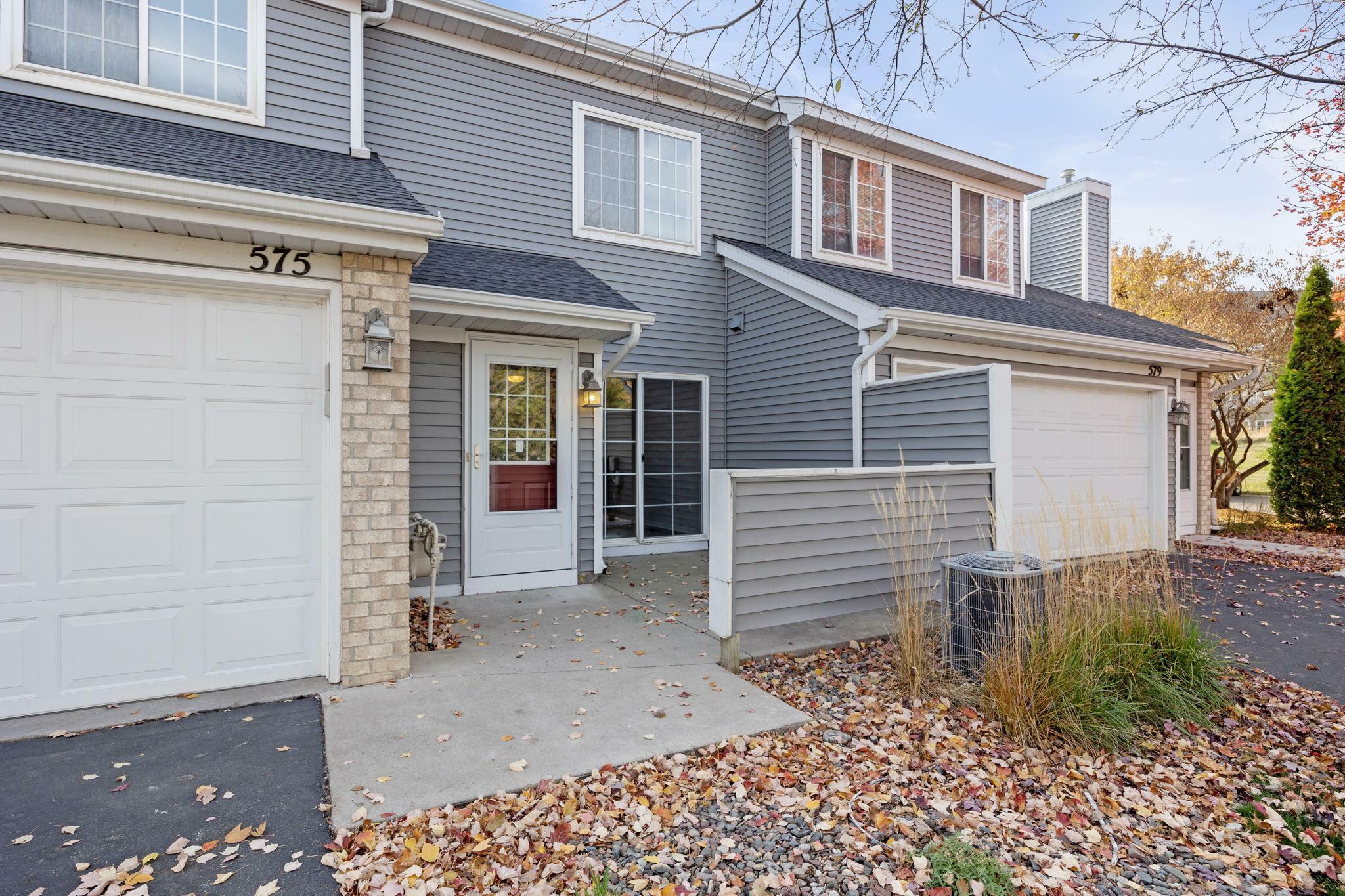 575 Mission Hills Way W  Chanhassen MN 55317 photo