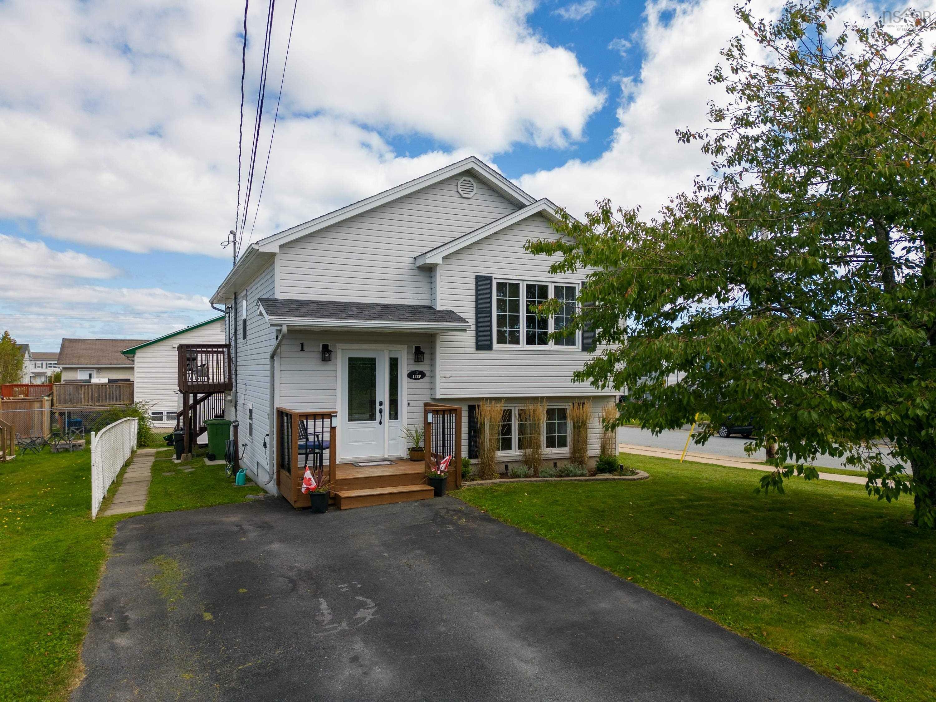 Property Photo:  1 Jeep Crescent  NS B3G 1P5 