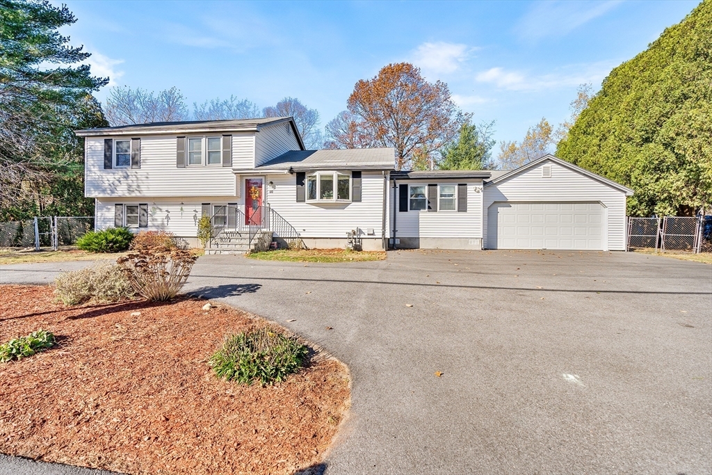 Property Photo: 60 Glad Valley Dr MA 01821