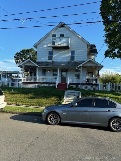 44-46 Hoyt Street #2  Danbury CT 06810 photo