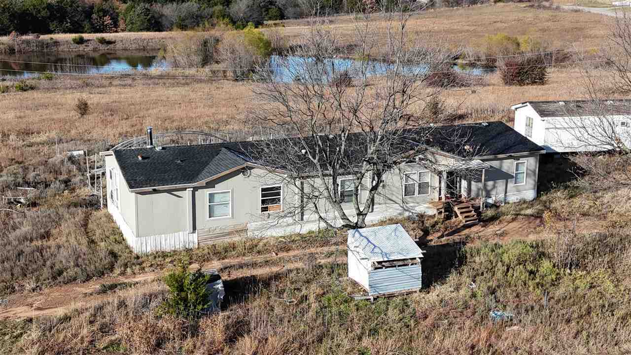 Property Photo: 11409 E 68th Street OK 74062