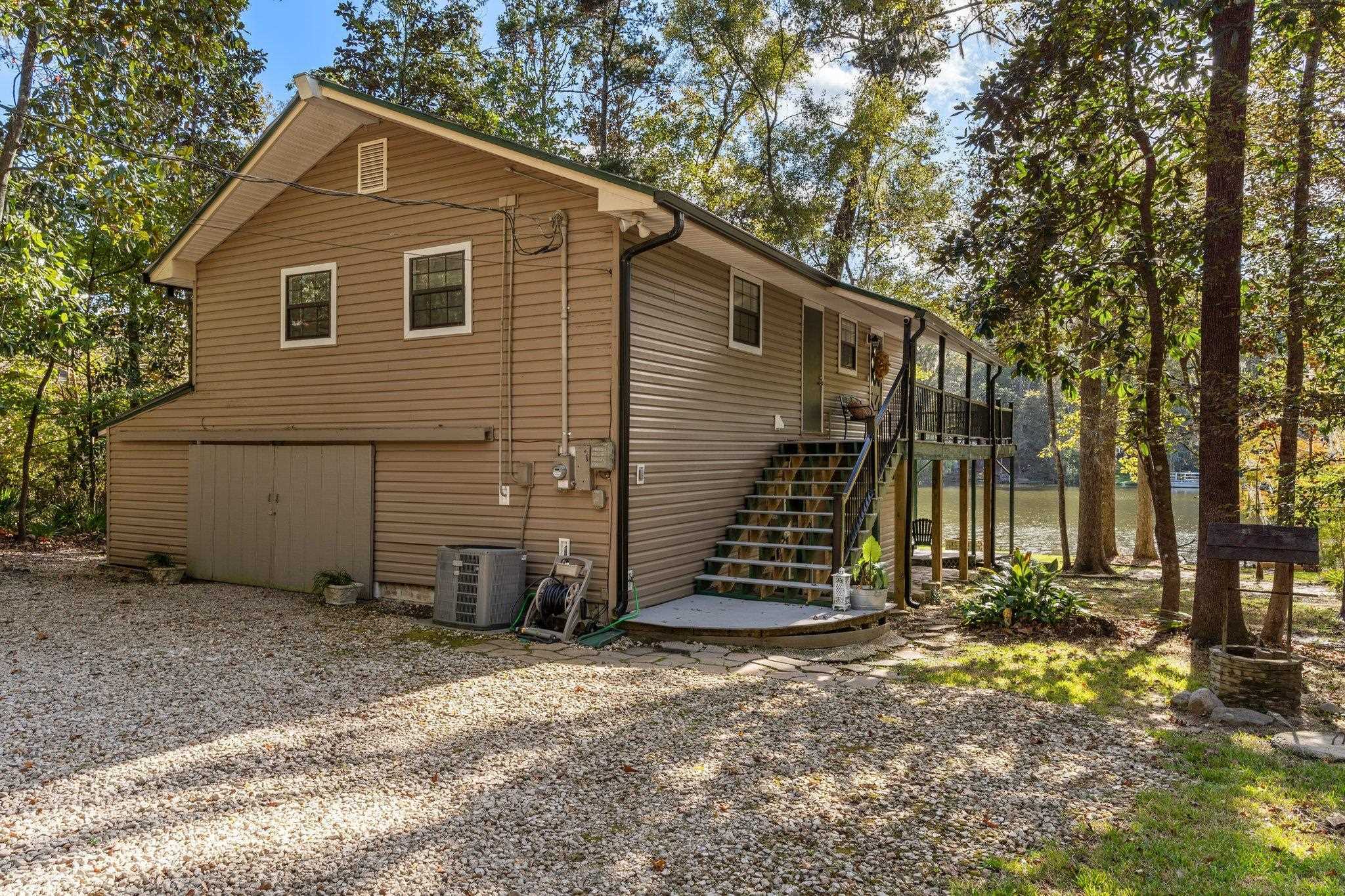 Property Photo:  2171 Tallavana Trail  FL 32333 