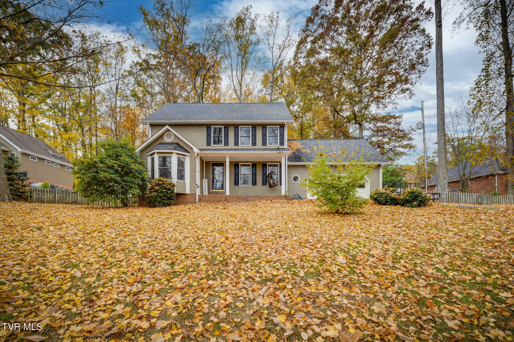 Property Photo: 407 Hunters Crossing Lane TN 37664