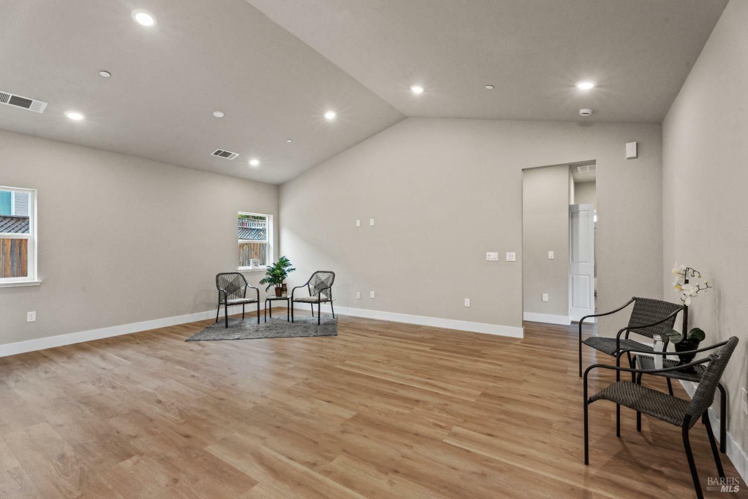 Property Photo:  2881 Oak Court Road  CA 95482 