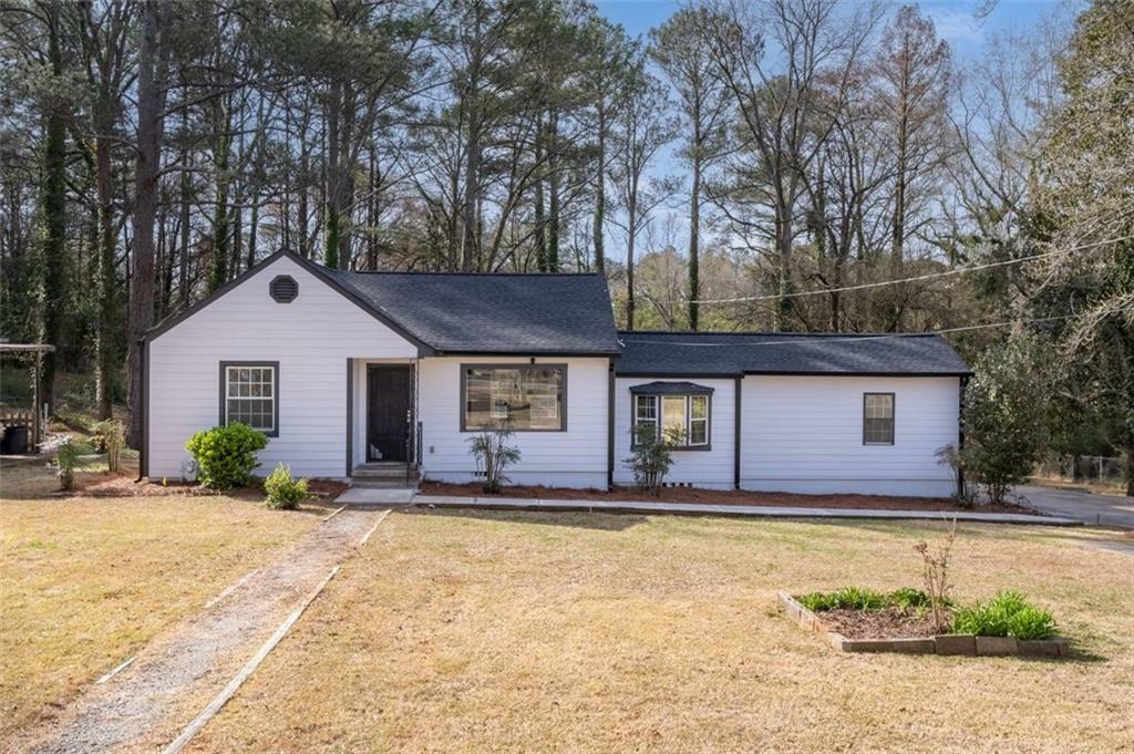 Property Photo:  1712 Venetian Drive SW  GA 30311 