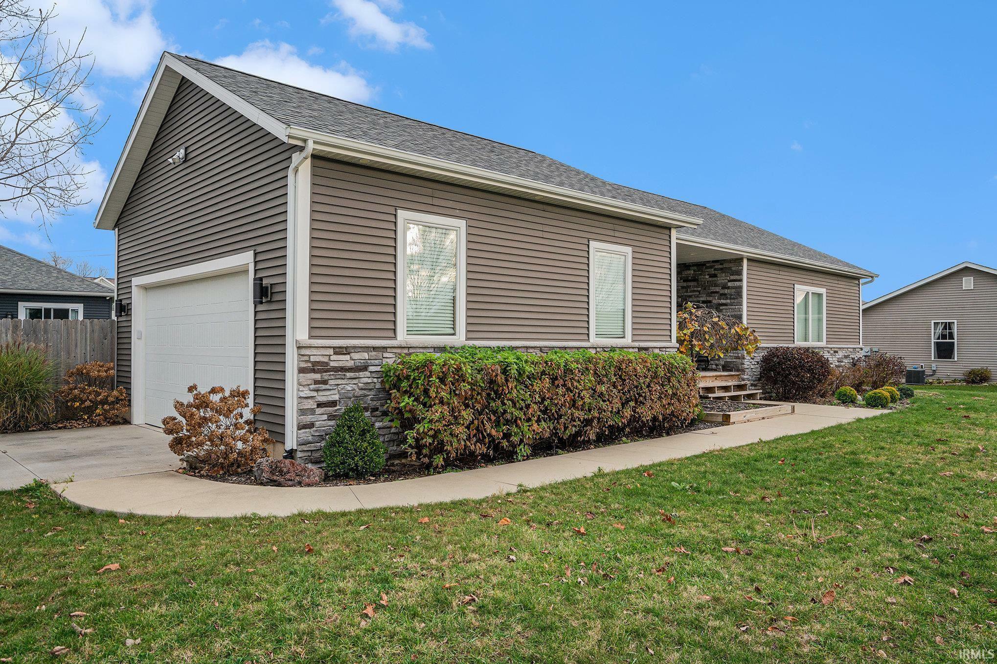 Property Photo:  1908 Acadia Lane  IN 46544 