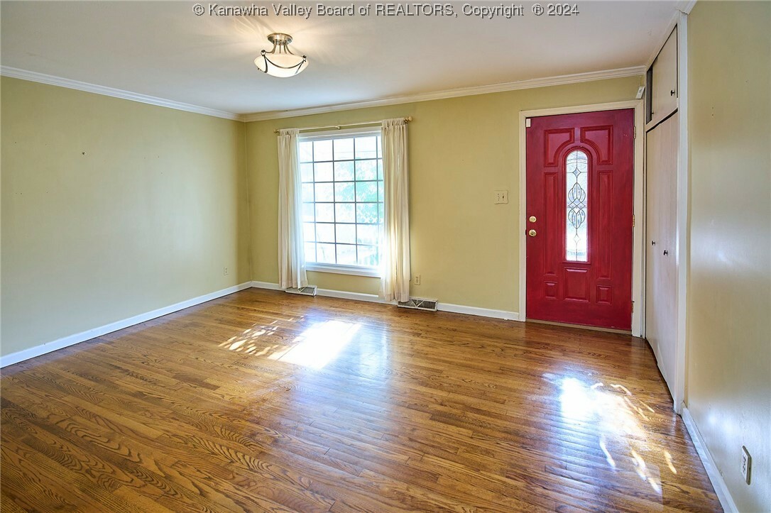 Property Photo:  803 Gordon Drive  WV 25303 