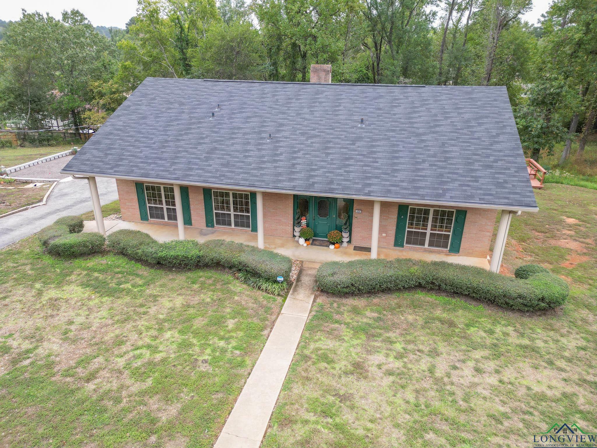 Property Photo:  404 W Terrace Dr  TX 75601 