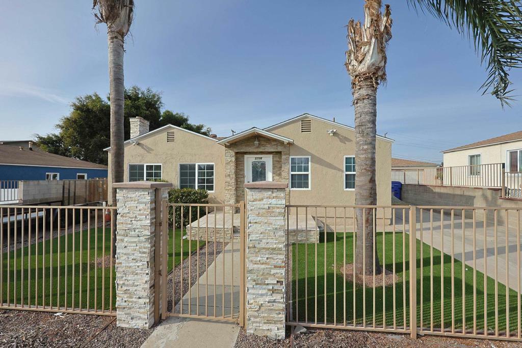 Property Photo:  5736 Midwick St  CA 92139 