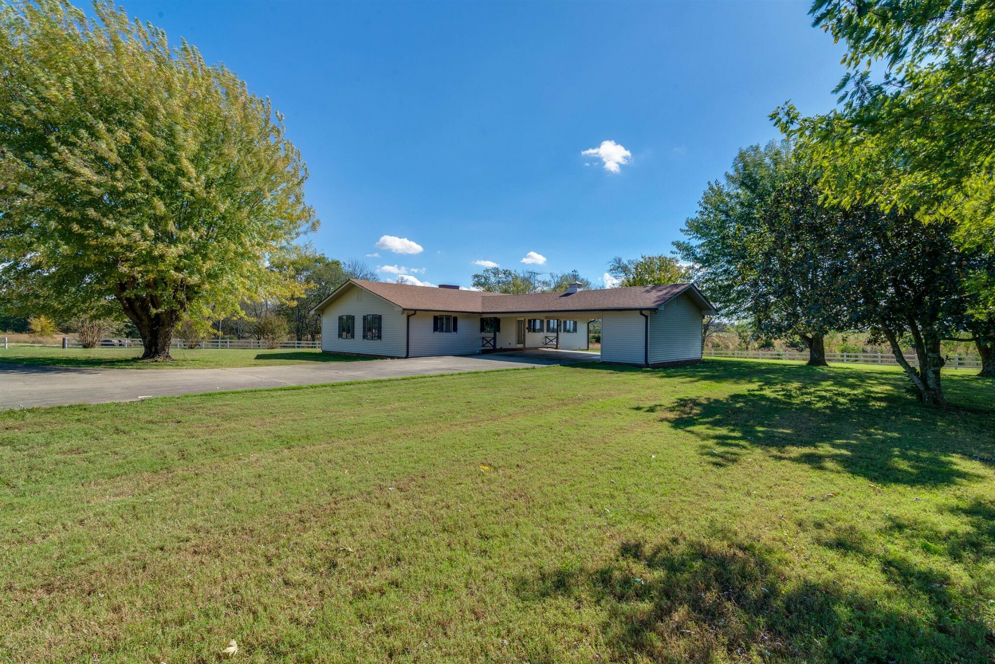 Property Photo:  3124 Highway 231 North N  TN 37160 