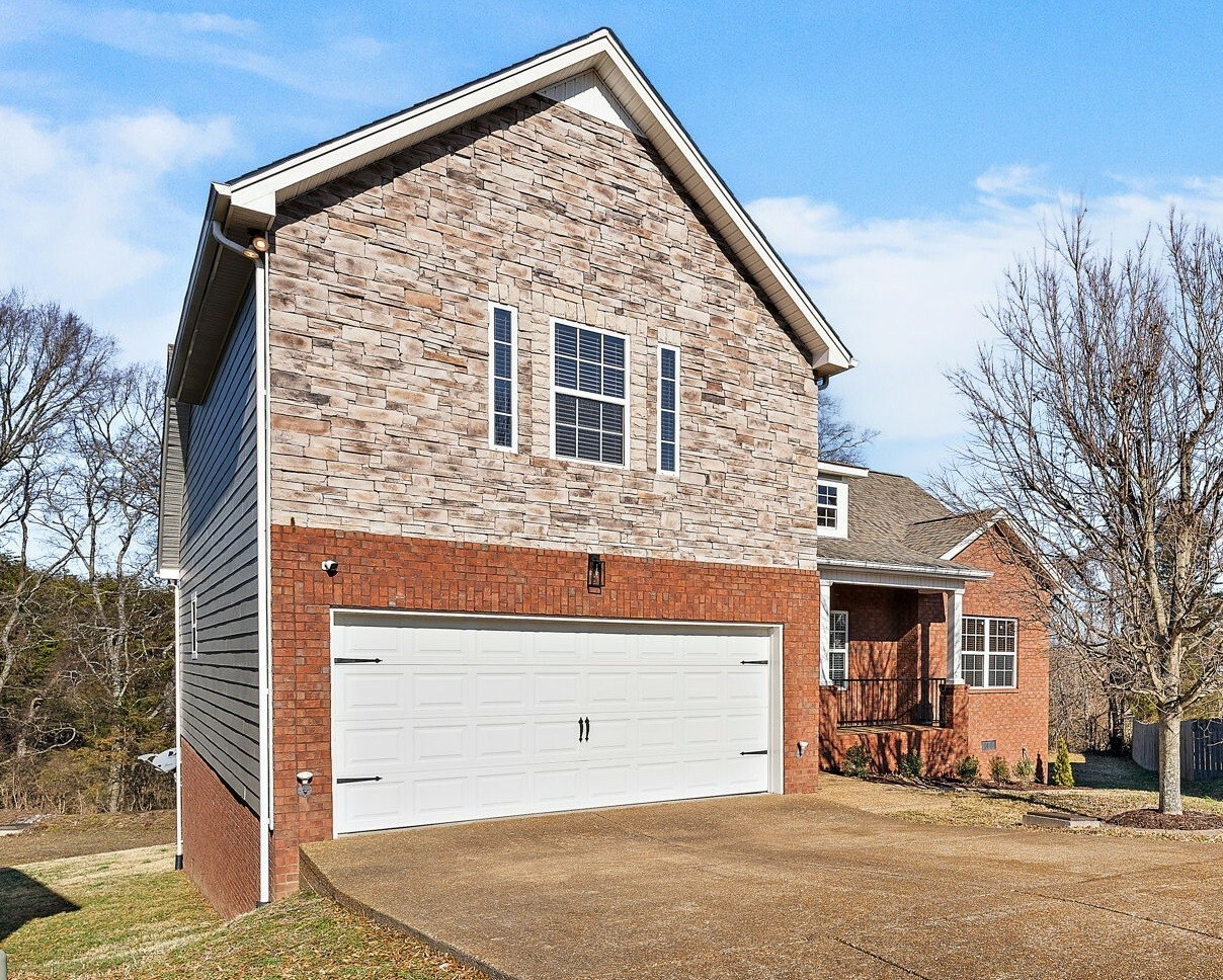 Property Photo:  509 Nightfall Ct  TN 37013 