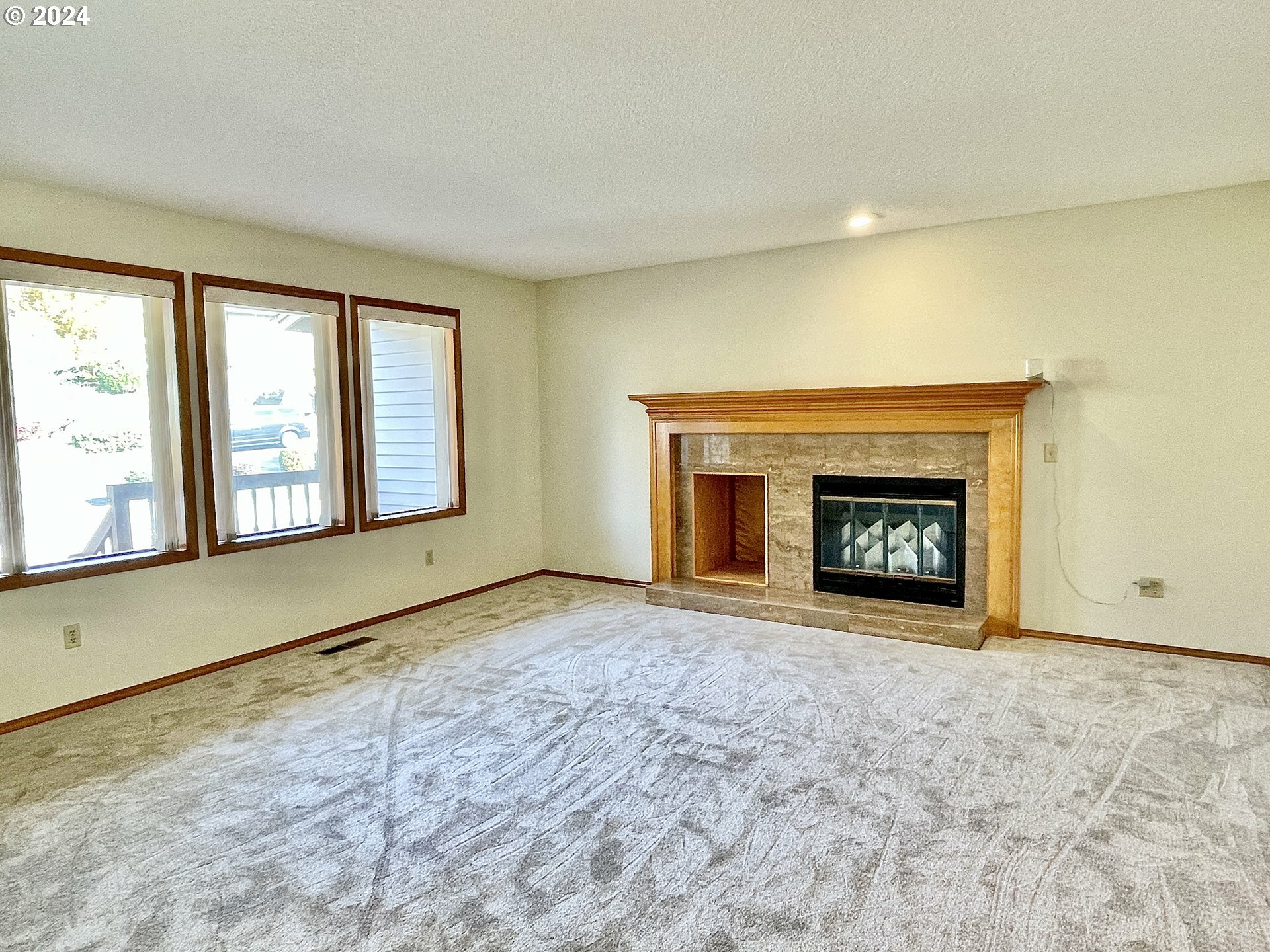 Property Photo:  3804 T Cir  WA 98671 