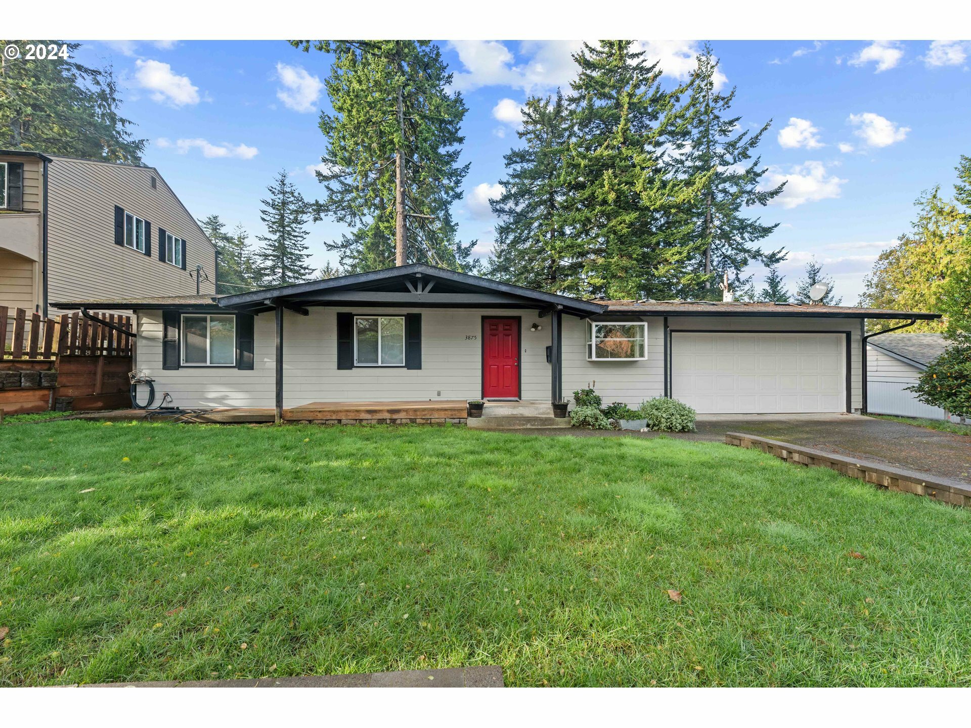 3875 Vista Dr  North Bend OR 97459 photo