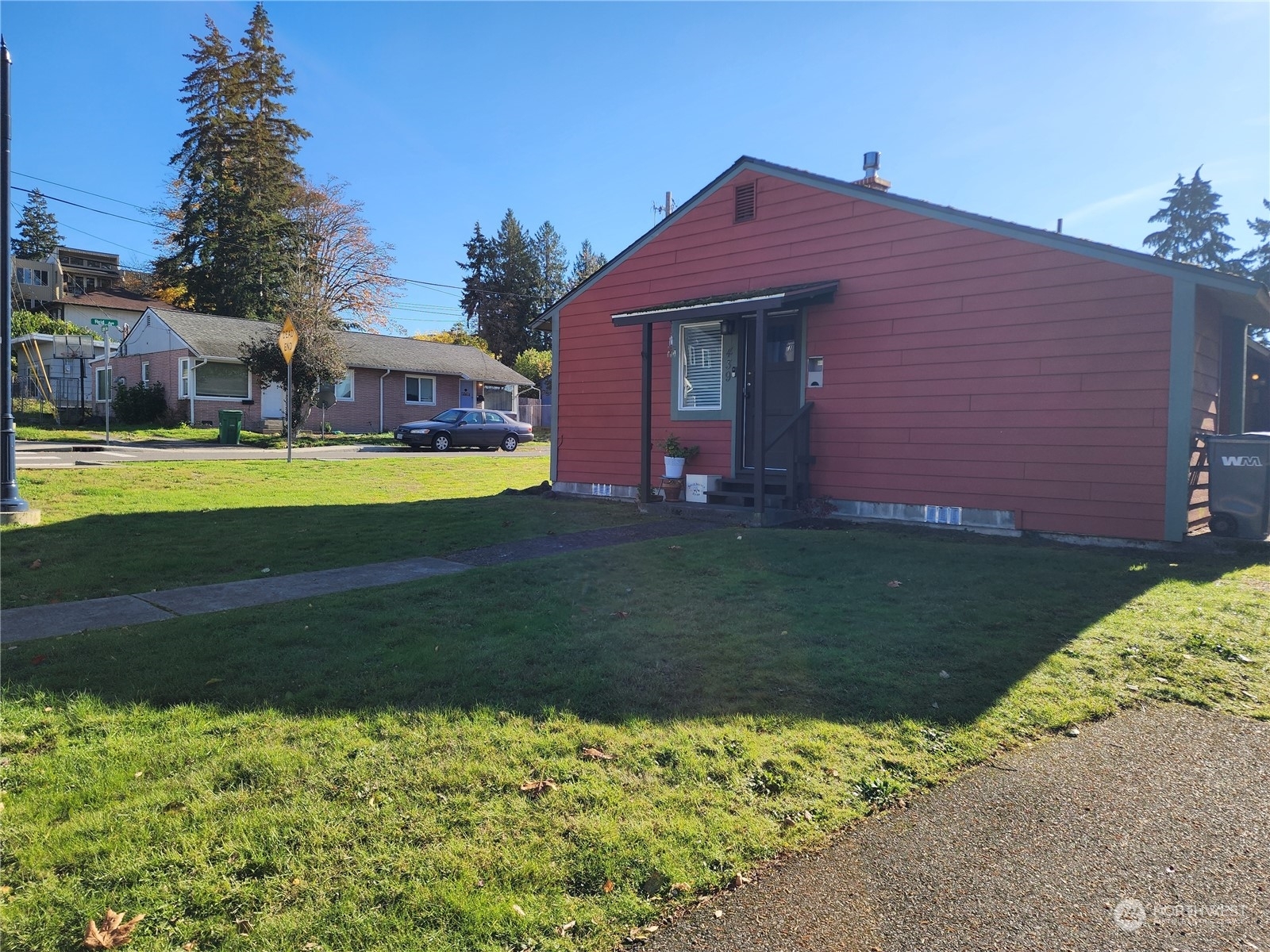 Property Photo:  439 Lebo Boulevard A & B  WA 98310 