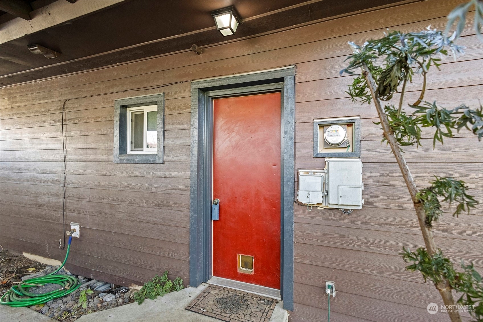 Property Photo:  5515 Hillvue Rd  WA 98230 