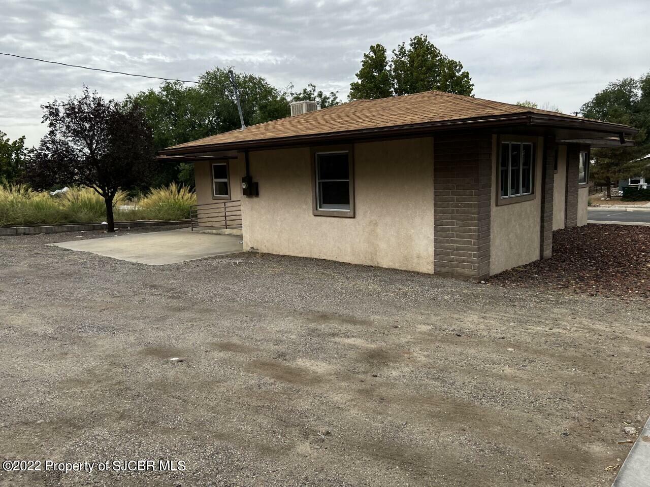 Property Photo:  416 N Behrend Avenue  NM 87401 