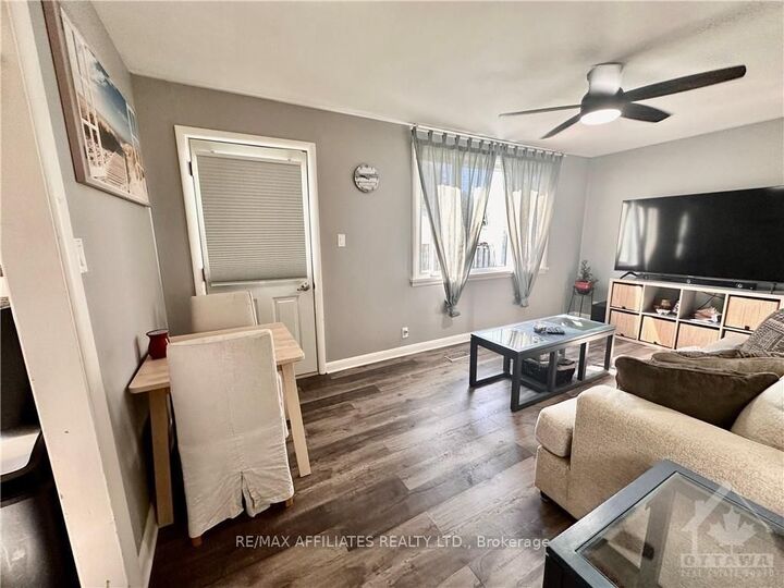 Photo de la propriété: 18 Dean St ON K7A 4Y2