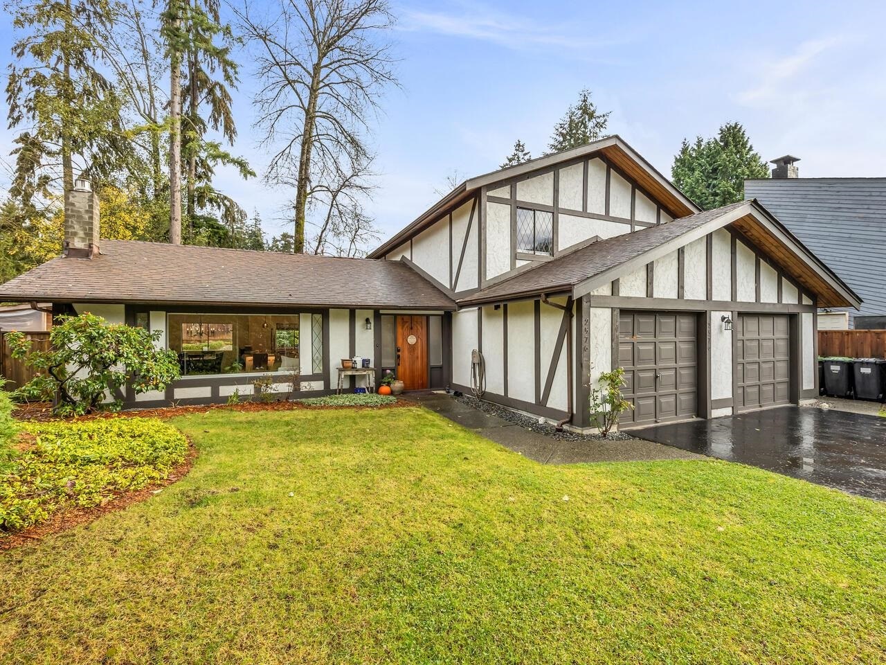 Photo de la propriété: 2576 Byron Road BC V7H 1M2