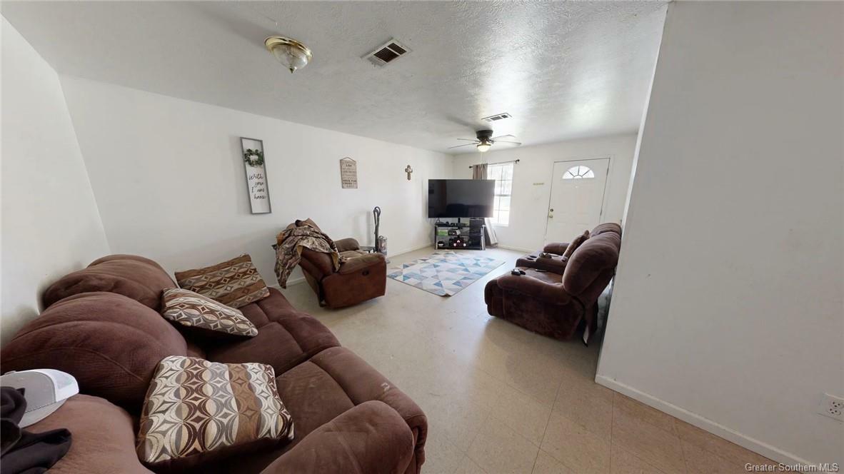 Property Photo:  1118 Pinder Lane  LA 70633 