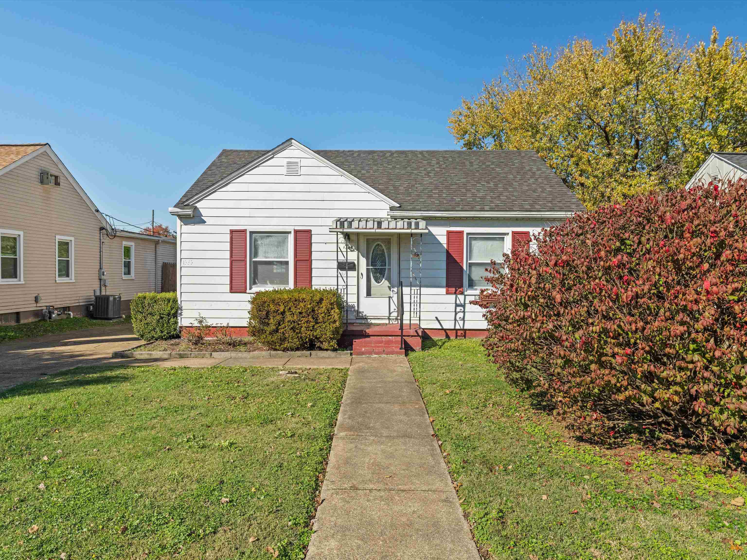 1335 S Main Street.  Henderson KY 42420 photo