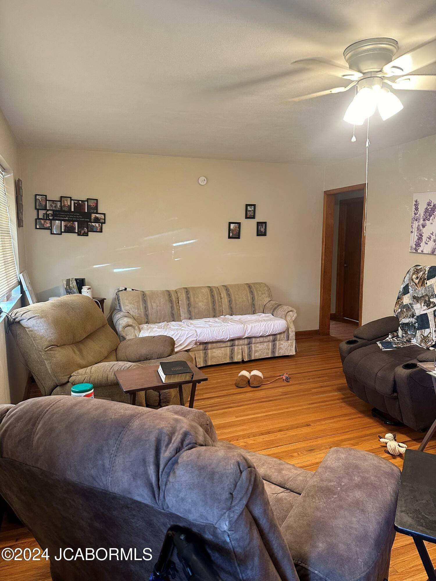 Property Photo:  1231 E Elm  MO 65101 