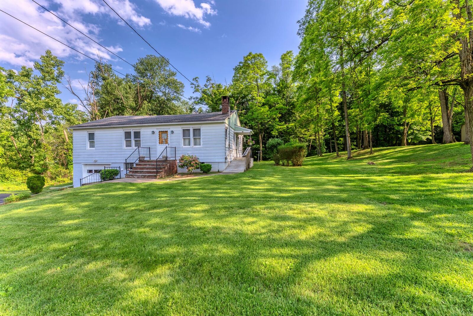 Property Photo:  300 Union Center Road  NY 12487 