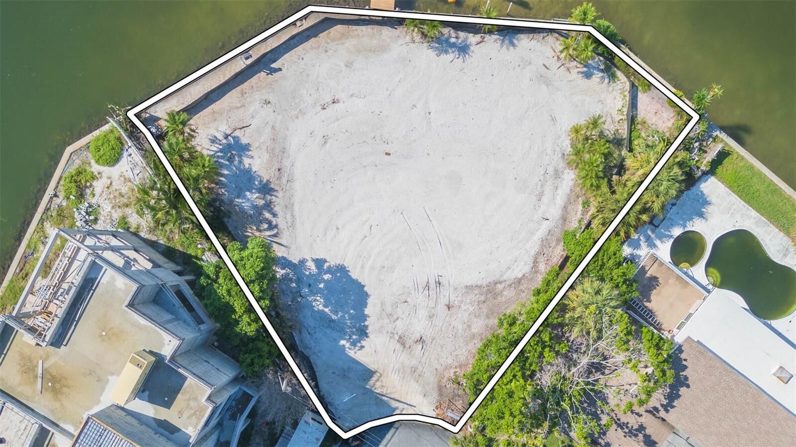 Property Photo:  5400 Aloha Drive  FL 33706 