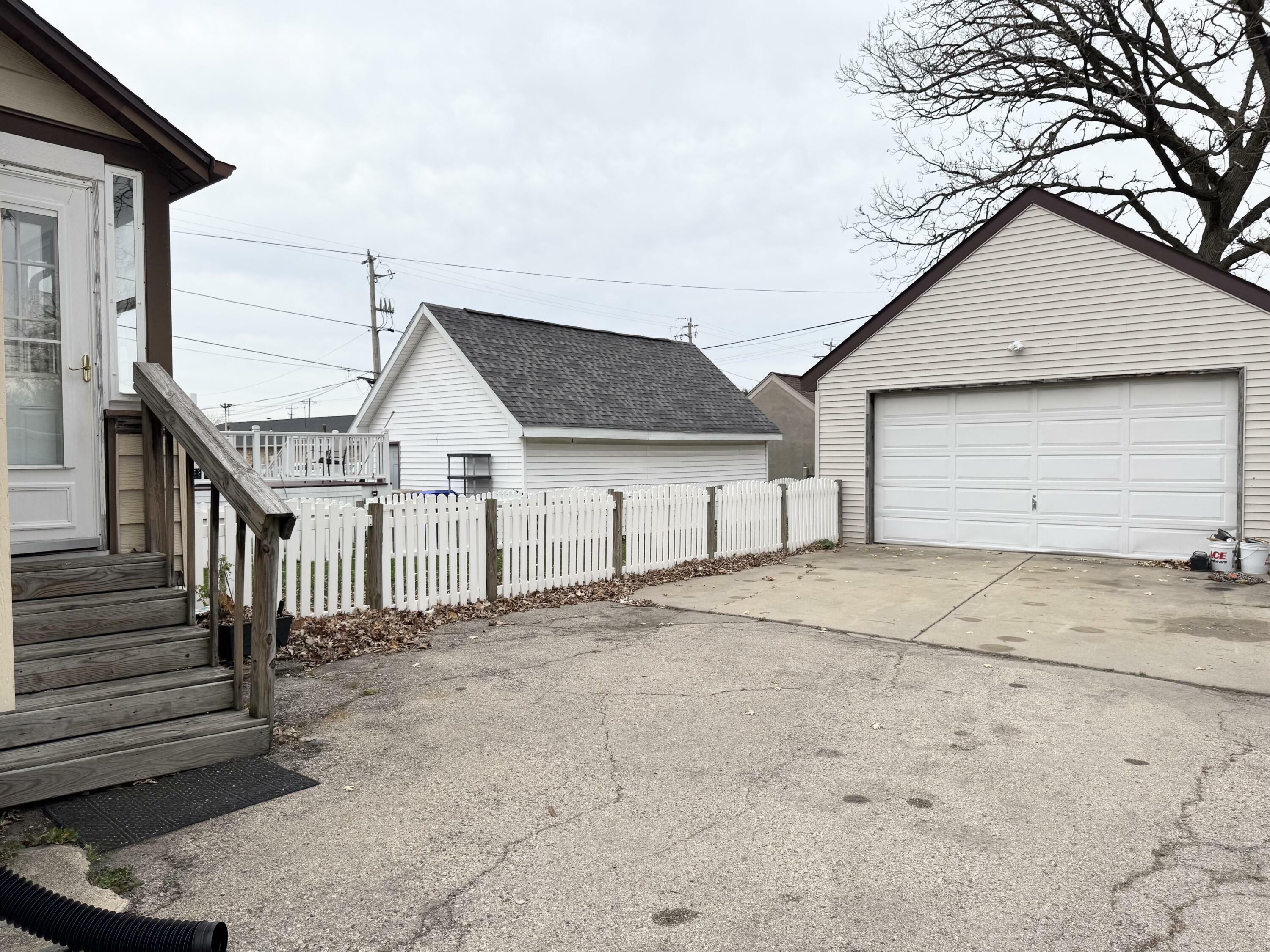 Property Photo:  7607 40th Ave  WI 53142 