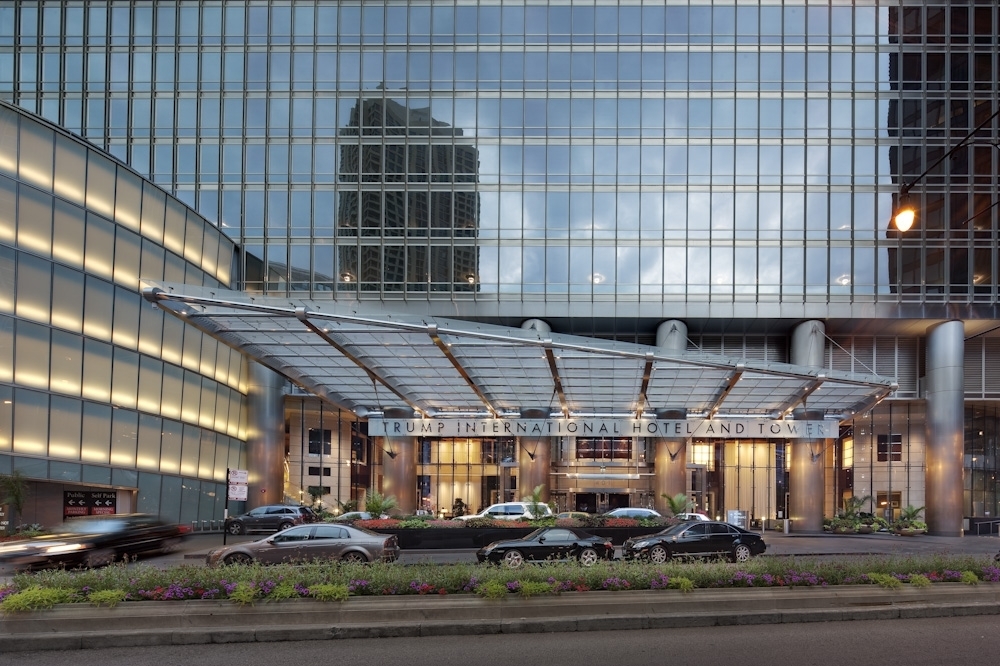 Property Photo: 401 N Wabash Avenue 54G IL 60611
