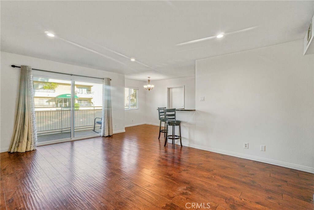 Property Photo:  5003 Tilden Avenue 109  CA 91423 