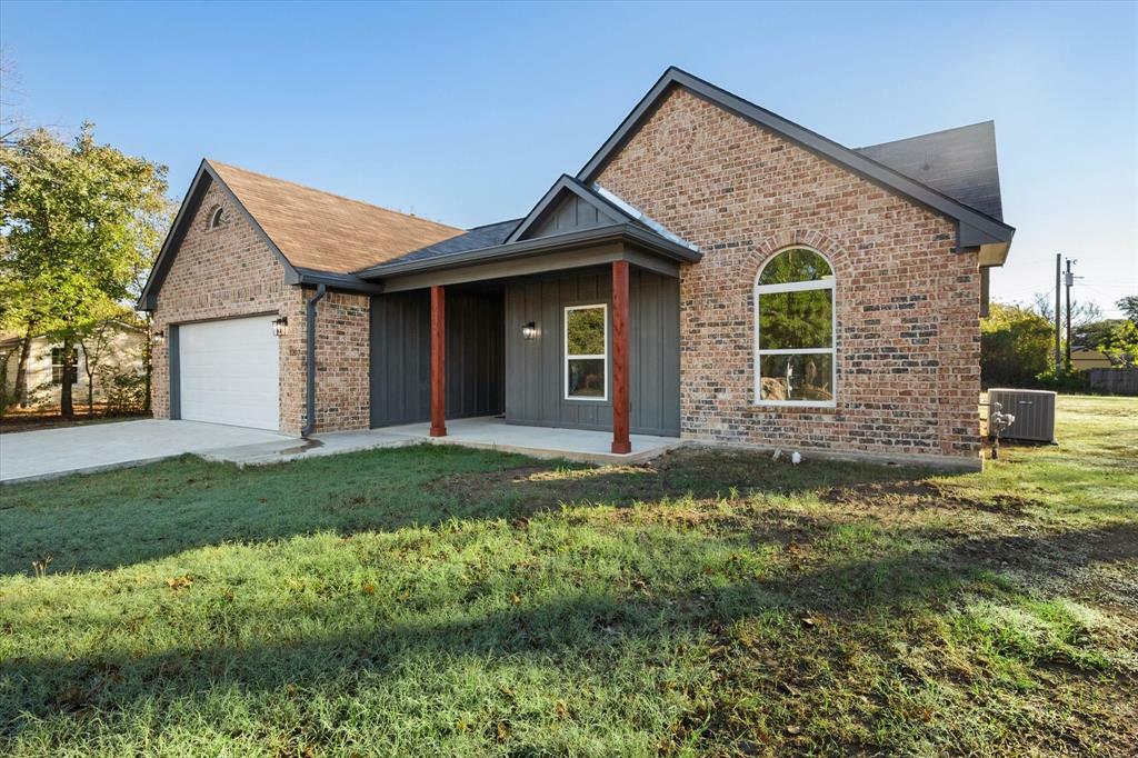 Property Photo:  3207 Lafayette Street  TX 75110 